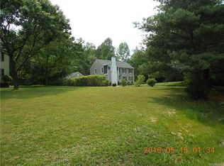 11841 Ambergate Dr, Midlothian, VA 23113