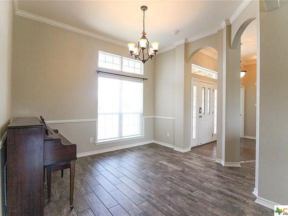 5th image of 408 Dandridge Dr