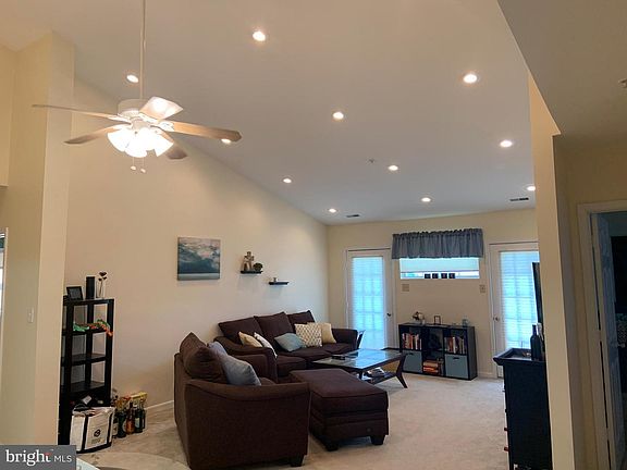 2nd image of 315 Eagle Landing Ct #315F
