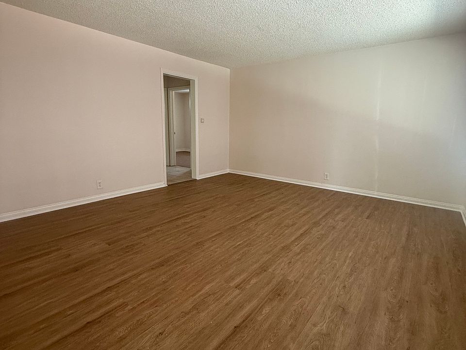 1st image of 9945 State St APT B