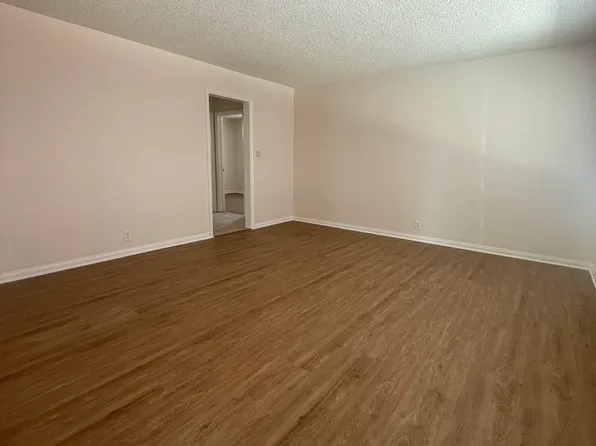 9945 State St APT B, Lynwood, CA 90262