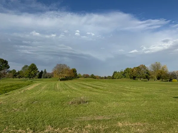 5A & 5B Richard Hallett Rd, La Salle, IL 61301