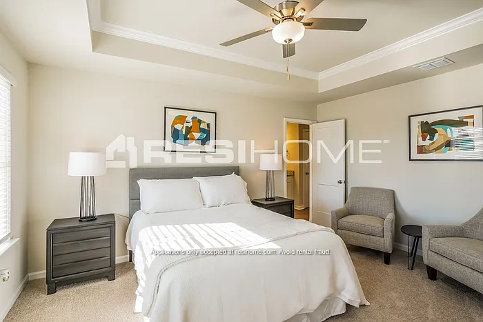 960 Juniper Ln — Photo 9