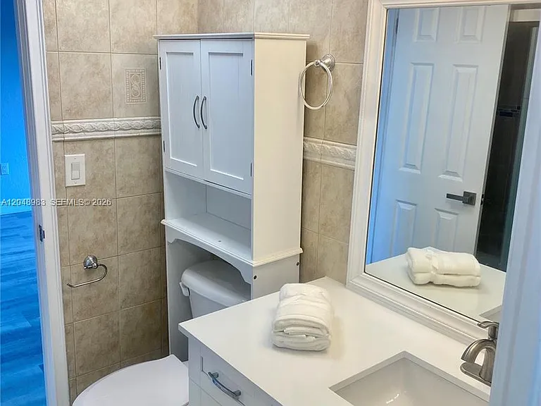 4255 N University Dr #304 — Photo 22