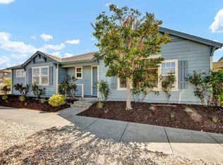 2782 Cumberland St, Santa Rosa, CA 95407