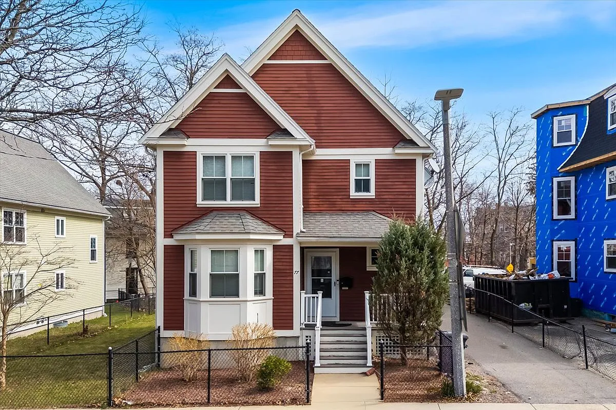 3 bed, 1.5 bath, 1500 sqft, $5,600 — Photo 2
