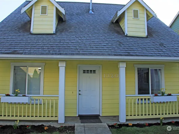 1320 N 184th Court #11, Shoreline, WA 98133