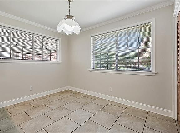 4th image of 4824 Avron Blvd