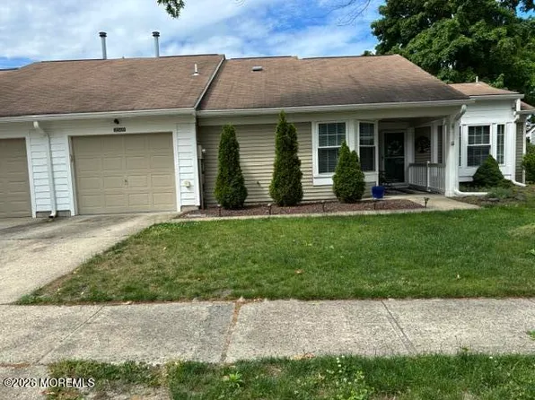 1156B Thornbury Lane, Manchester, NJ 08759