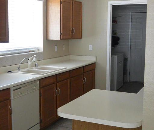 3rd image of 8520 W Palm Ln Unit 1051