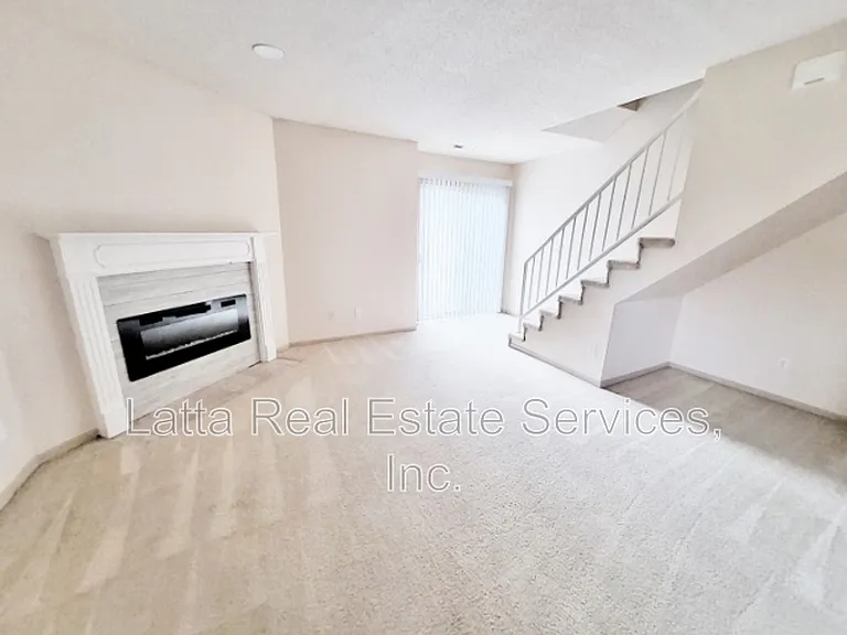 3210 SW Iron Creek Dr — Photo 4
