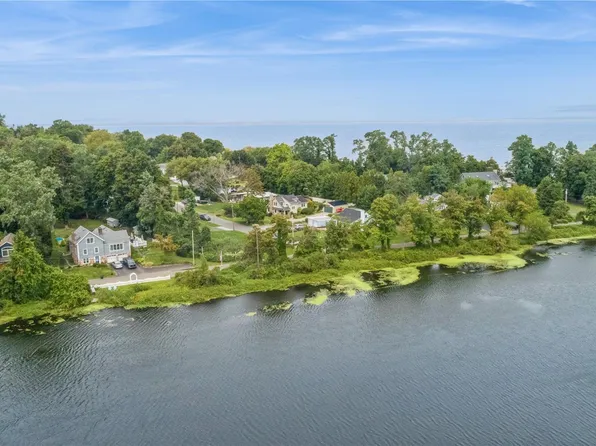 4 Cousins Street, Northport, NY 11768