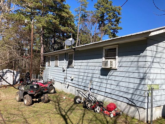 2nd image of 1684 County Road 3550