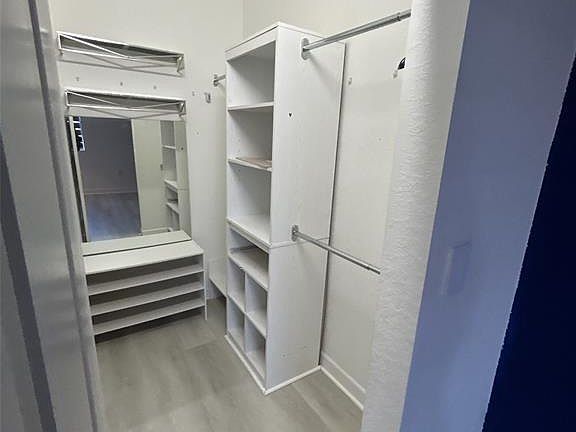 5th image of 851 NE 211th St #851