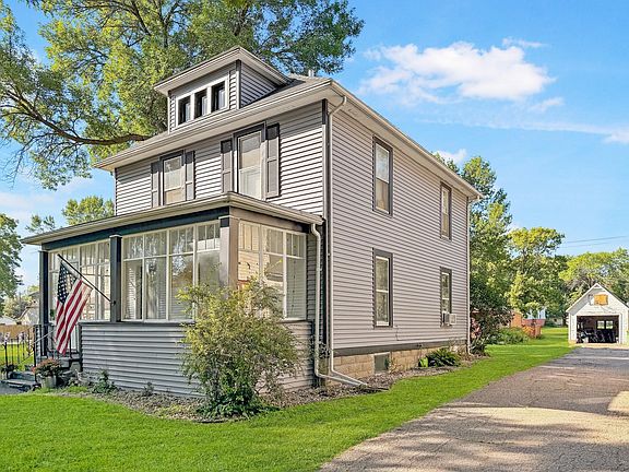 2nd image of 313 Hollett St