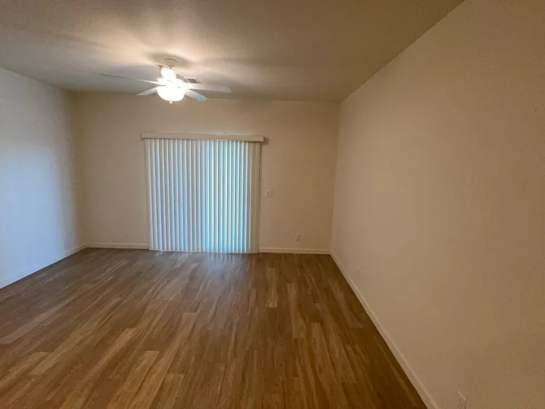 2350 S Olivewood #106 — Photo 18