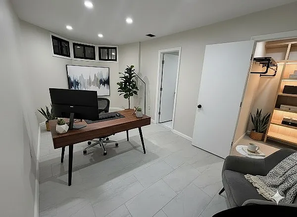 Building Photo - 155 Sterling St #1F