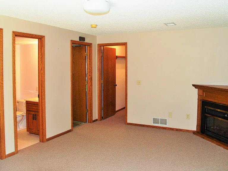 2002 Mesabi Ave E — Photo 14