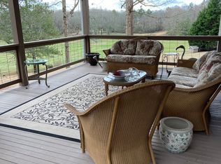 108 Sunrise Dr, Hoschton, GA 30548