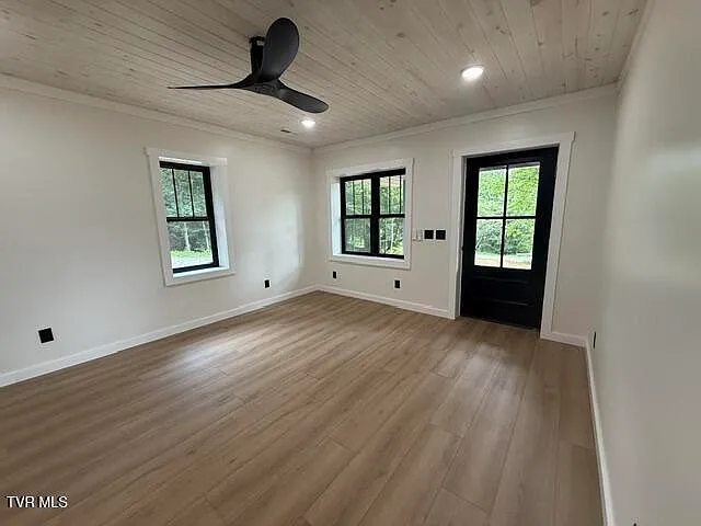 711 Tinker Rd — Photo 23