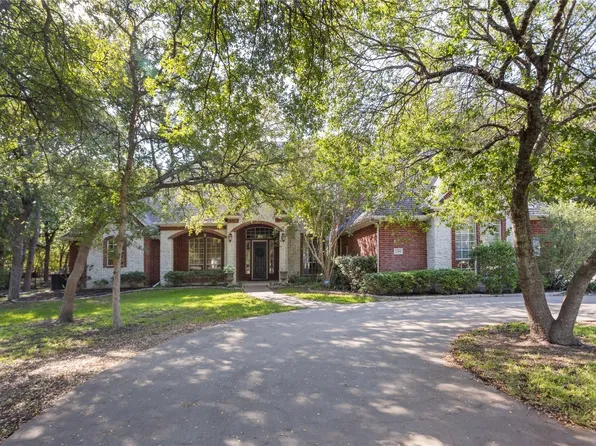 130 River Creek Ln, Aledo, TX 76008