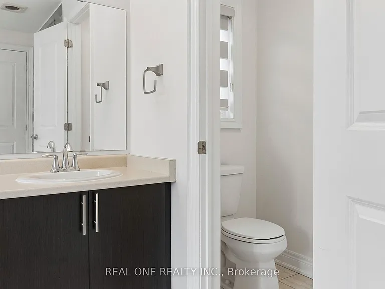 19 Rivoli Dr — Photo 48