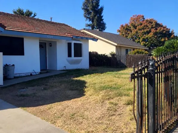 12939 Tactacan Ave, Orosi, CA 93647