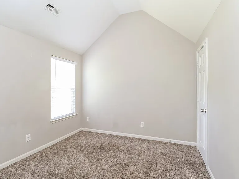 7823 Montbrook Dr — Photo 14