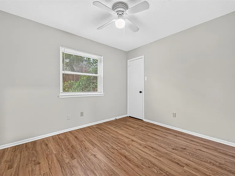 10419 Appleridge Dr — Photo 21