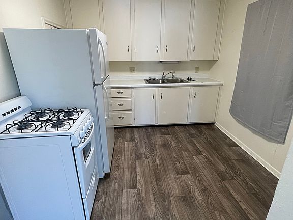 2nd image of 532 E Chicago St APT 1