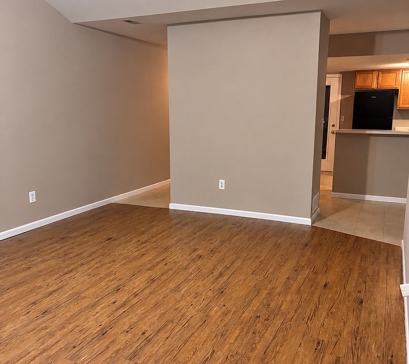 2nd image of 2405 Creeks Edge Ct