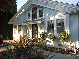 1st image of 2257 Bailey Ave