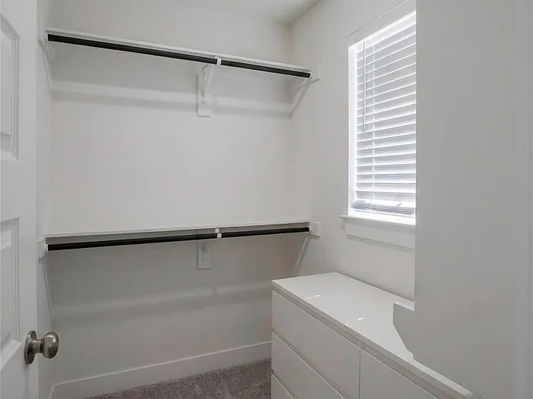 21802 Blue Daisy Ct — Photo 36
