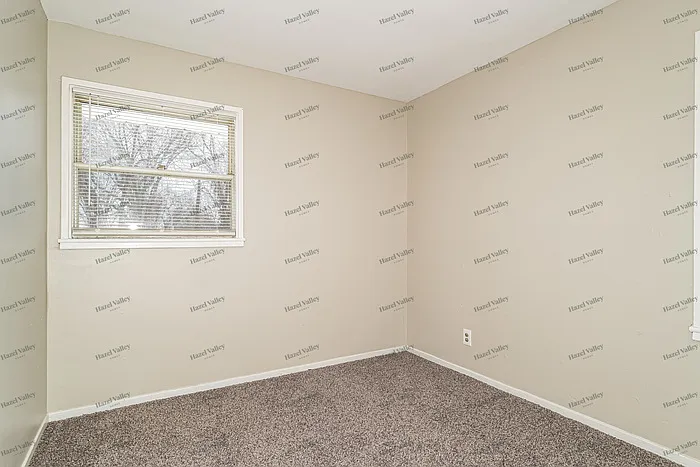 10312 Galloway Dr — Photo 10