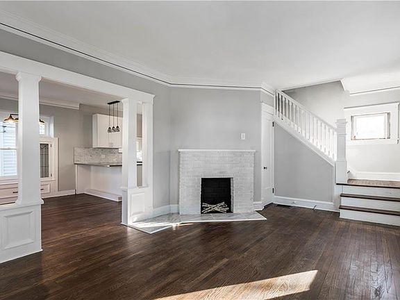 2nd image of 1519 Hopkins Ave