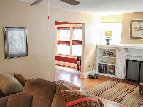 4th image of 1490 W Forest Ave