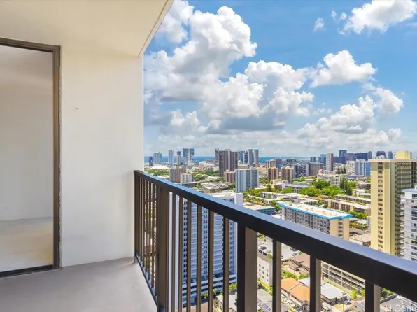 1201 Wilder Ave APT 2906, Honolulu, HI 96822