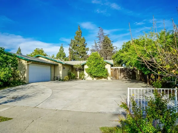 522 Kelly Ave, Camarillo, CA 93010