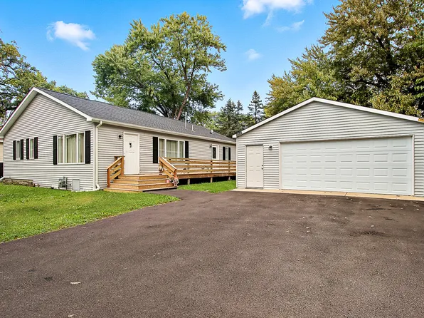 35647 N Grove Ave, Ingleside, IL 60041