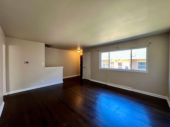 3rd image of 5025 Suffield Ct #B
