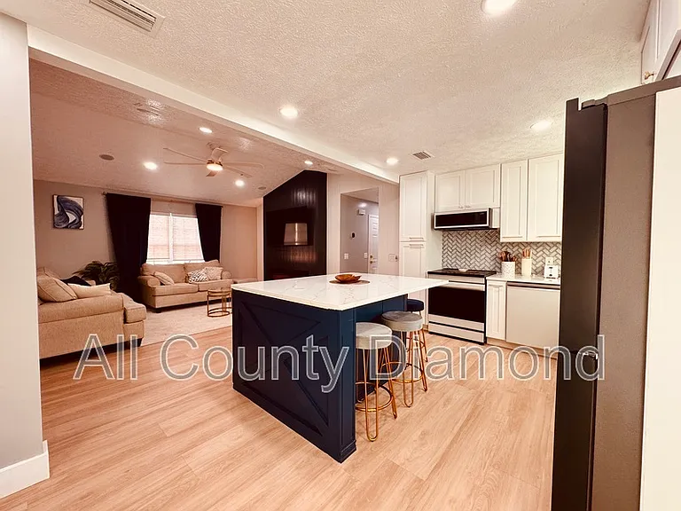 127 Heather Dr — Photo 9