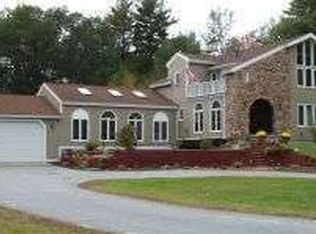 74 Old Milford Rd, Brookline, NH 03033