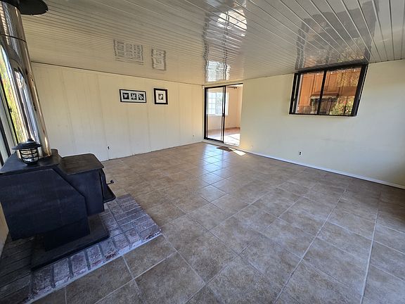 5th image of 3426 Fleetwood Dr