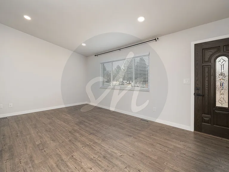 4962 Filarees Cir — Photo 3