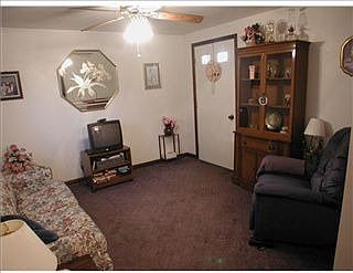 4th image of 11661 Dennis Cir