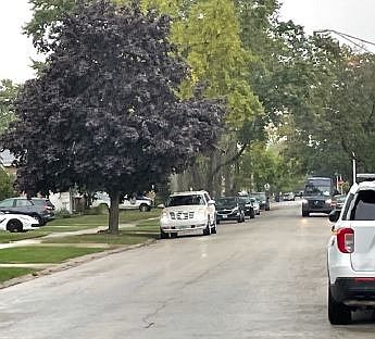 4th image of 9133 S Major Ave