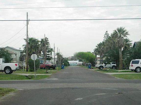 2nd image of 326 S Gulf St