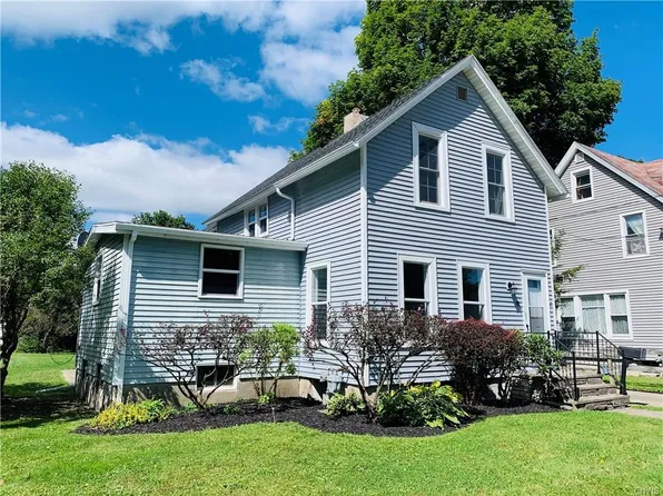 8 Townley Ave, Cortland, NY 13045