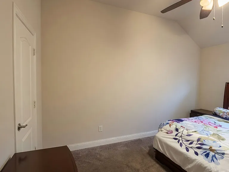 1212 Brentfield Dr — Photo 4