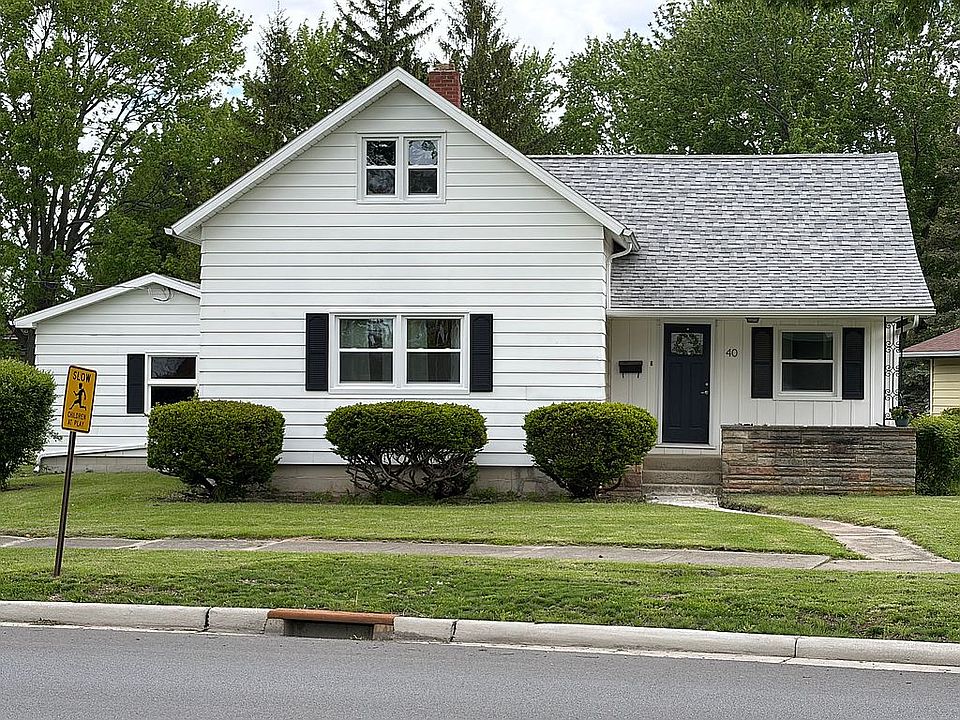 1st image of 40 W Main St